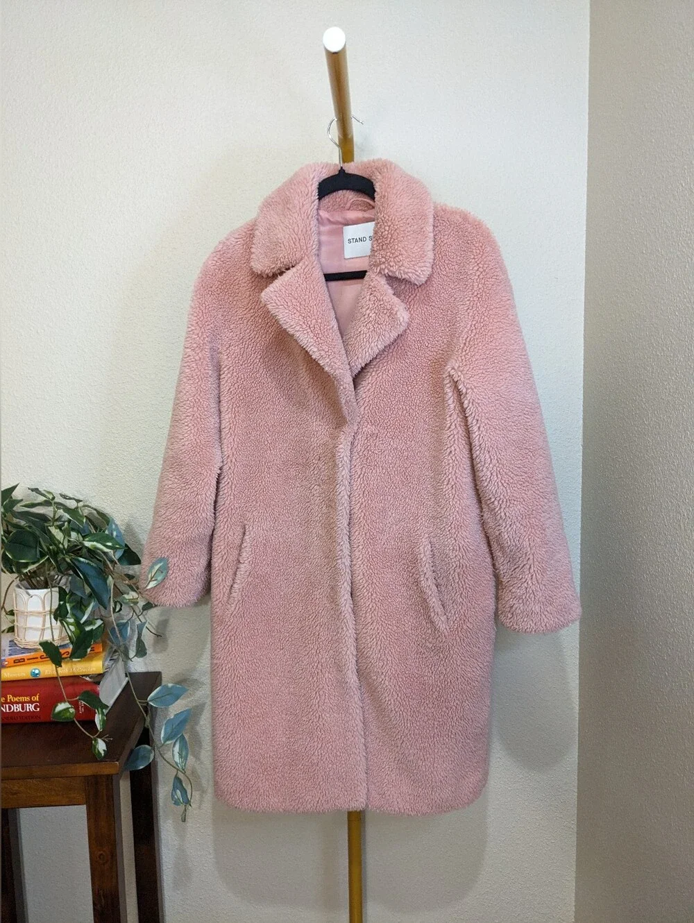 STAND STUDIO Camille Cocoon Teddy Coat Light Pink Faux Fur Designer Quiet Luxury